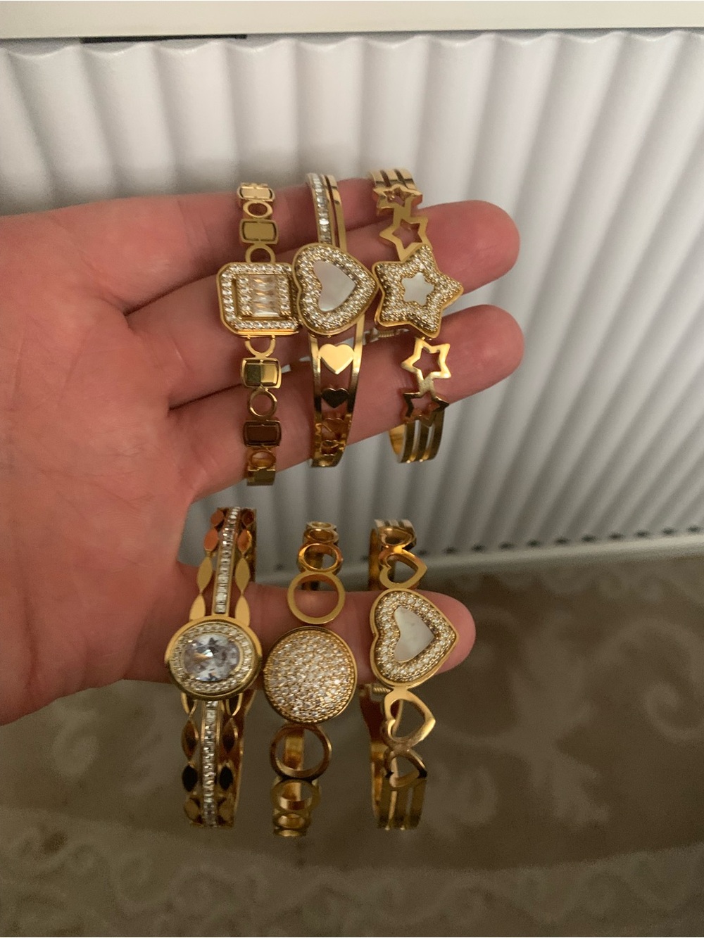 Gold Tone Crystal & Heart Stackable Bangle Bracelet Set